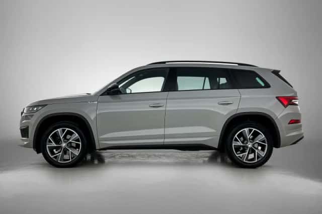Škoda Kodiaq (2023) thumbnail 2