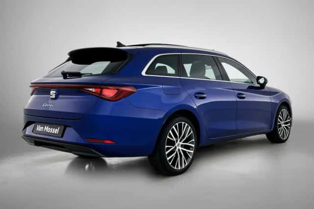 SEAT Leon (2021) thumbnail 4