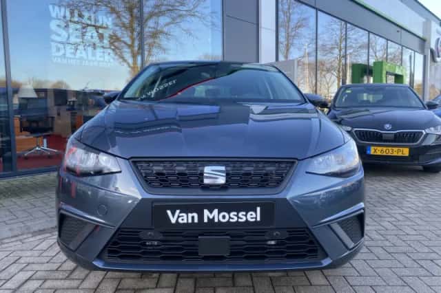 SEAT Ibiza (2024) thumbnail 2