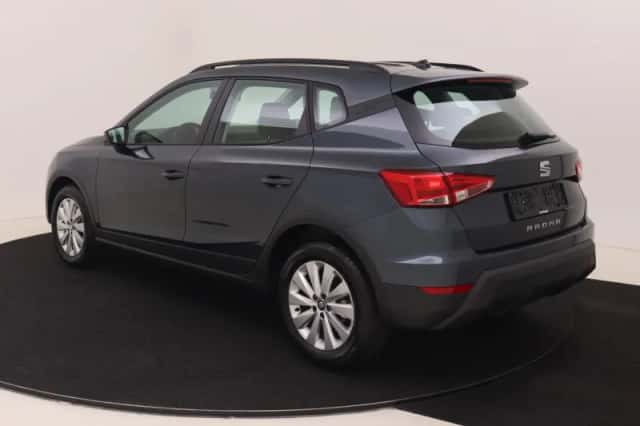 SEAT Arona (2021) thumbnail 5