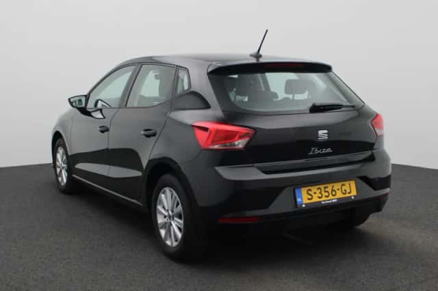 SEAT Ibiza (2023) thumbnail 2