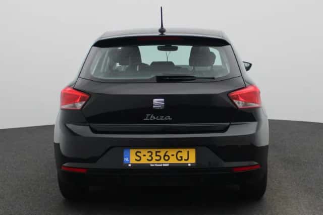 SEAT Ibiza (2023) thumbnail 5