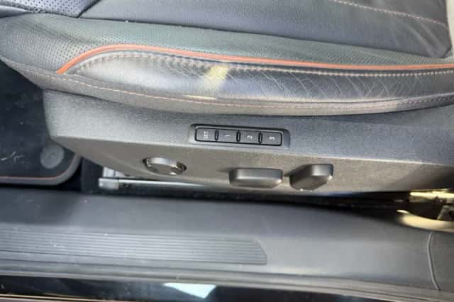 Škoda Enyaq (2021) thumbnail 3