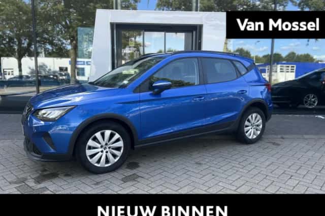SEAT Arona (2023) thumbnail 1