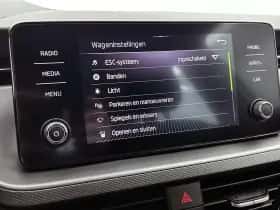 Škoda Kamiq (2021) thumbnail 12