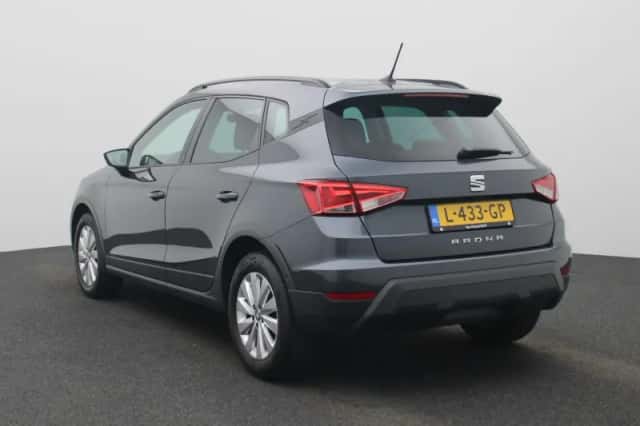 SEAT Arona (2021) thumbnail 2