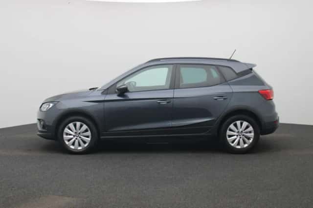 SEAT Arona (2021) thumbnail 4