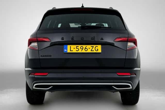 Škoda Karoq (2021) thumbnail 3