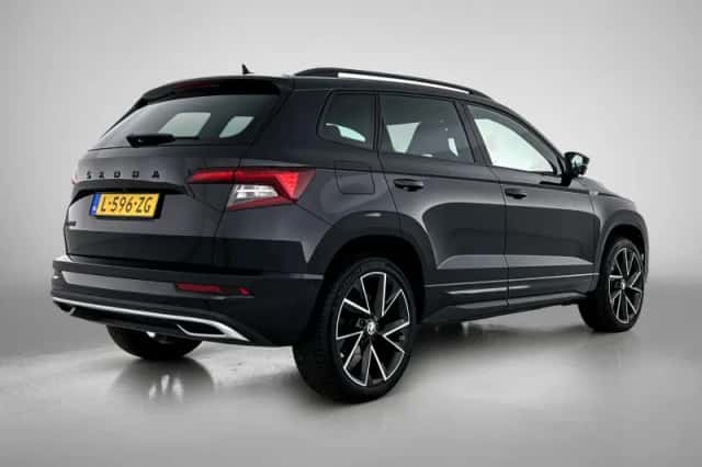 Škoda Karoq (2021) thumbnail 4