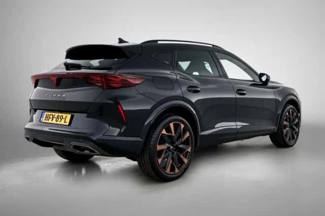 CUPRA Formentor (2024) thumbnail 4