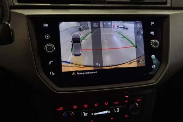 SEAT Ibiza (2021) thumbnail 3