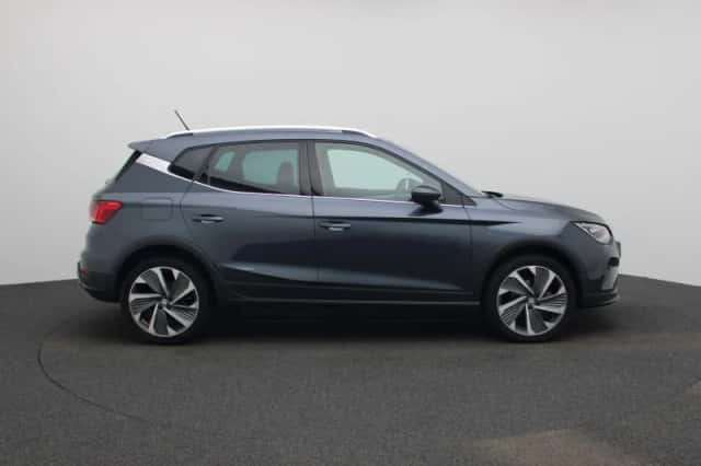 SEAT Arona (2022) thumbnail 6