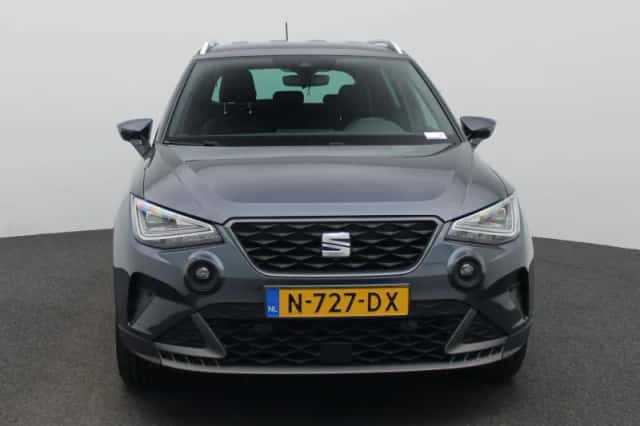 SEAT Arona (2021) thumbnail 3
