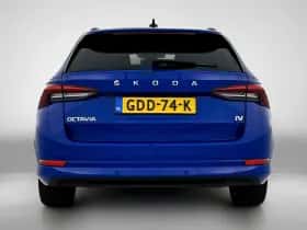 Škoda Octavia (2022) thumbnail 3