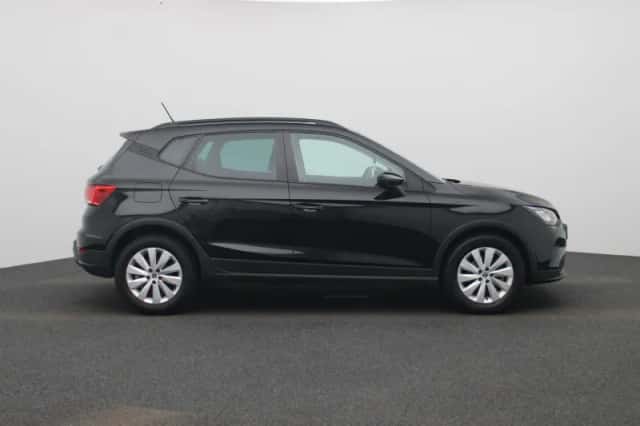 SEAT Arona (2023) thumbnail 6