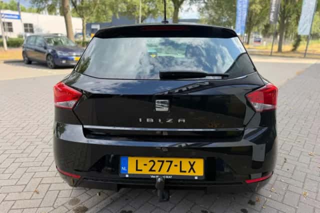 SEAT Ibiza (2021) thumbnail 3