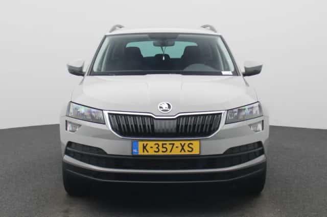 Škoda Karoq (2021) thumbnail 3