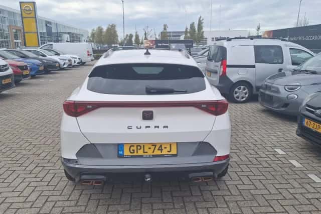 CUPRA Formentor (2023) thumbnail 2