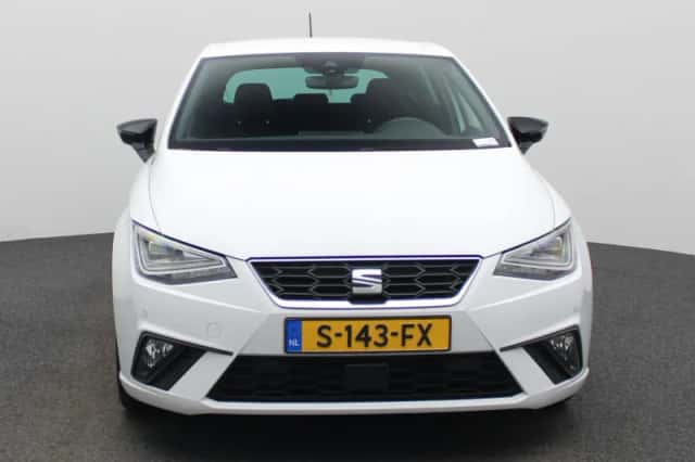SEAT Ibiza (2023) thumbnail 3