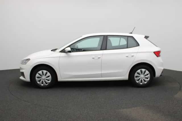 Škoda Fabia (2023) thumbnail 4