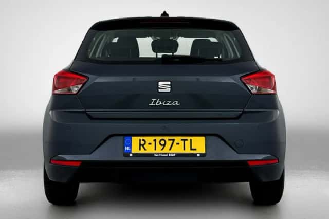 SEAT Ibiza (2022) thumbnail 3