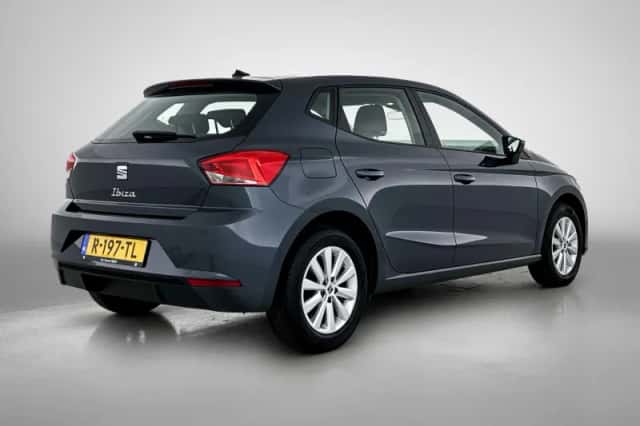 SEAT Ibiza (2022) thumbnail 4