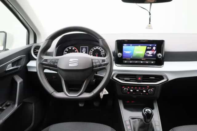 SEAT Ibiza (2023) thumbnail 2