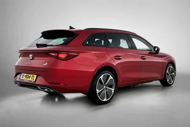 SEAT Leon (2020) thumbnail 4