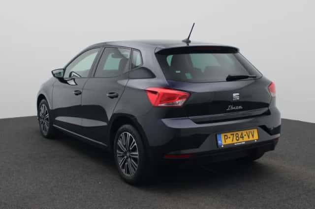 SEAT Ibiza (2022) thumbnail 2