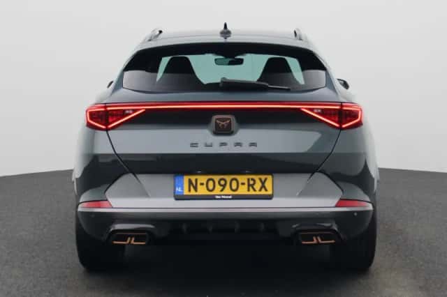 CUPRA Formentor (2021) thumbnail 5