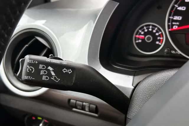 SEAT Mii (2017) thumbnail 6