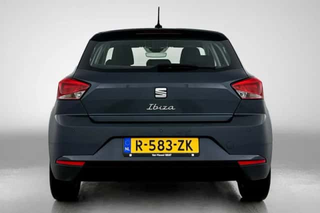 SEAT Ibiza (2023) thumbnail 3