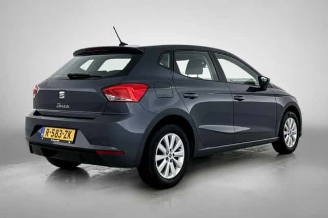 SEAT Ibiza (2023) thumbnail 4