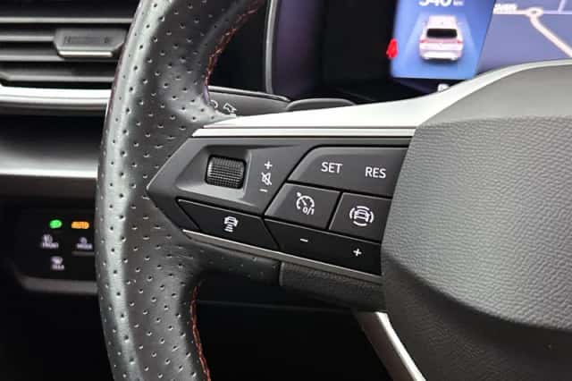 SEAT Leon (2022) thumbnail 6