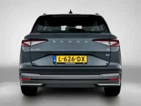 Škoda Enyaq (2021) thumbnail 3