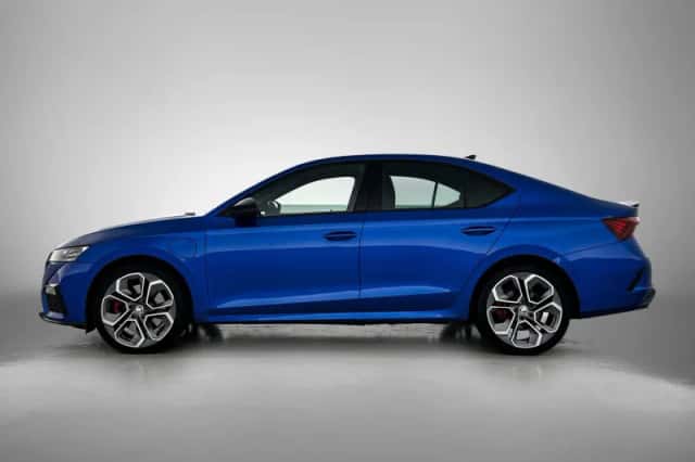 Škoda Octavia (2021) thumbnail 2