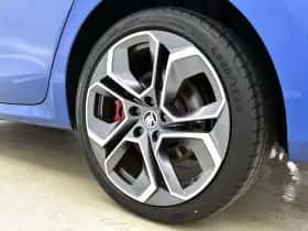 Škoda Octavia (2021) thumbnail 32