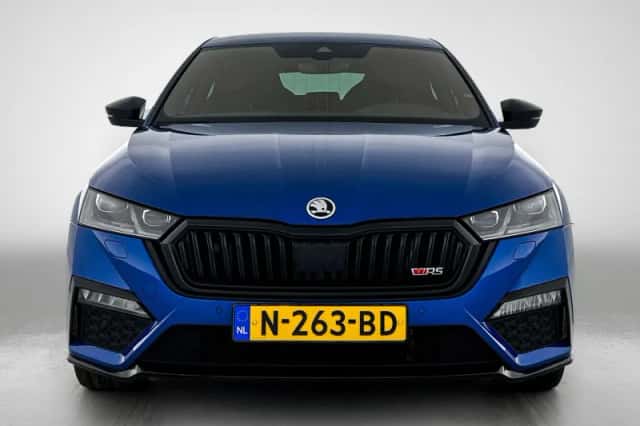 Škoda Octavia (2021) thumbnail 5