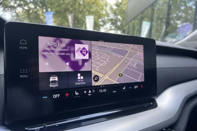 Škoda Octavia (2021) thumbnail 5