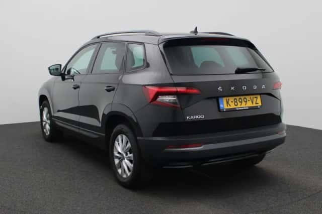 Škoda Karoq (2021) thumbnail 2