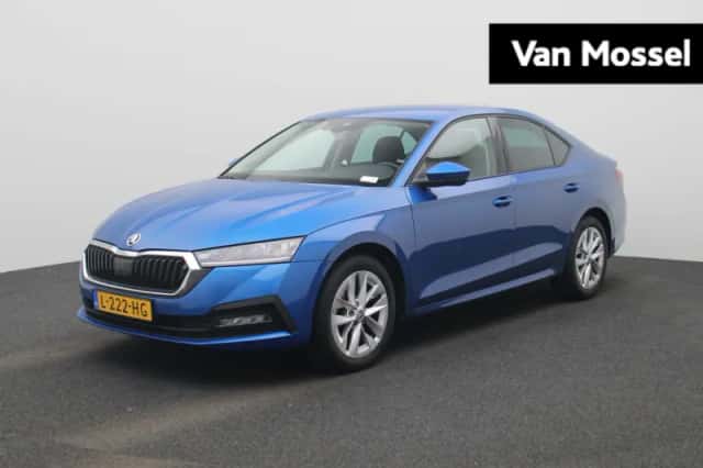 Škoda Octavia (2021) thumbnail 1