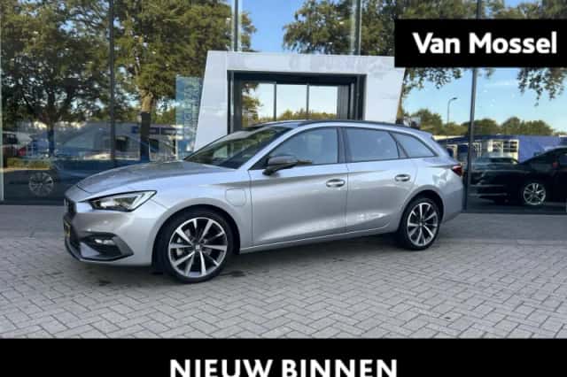 SEAT Leon (2021) thumbnail 1