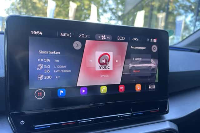 SEAT Leon (2021) thumbnail 6