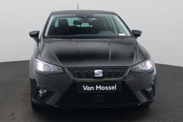 SEAT Ibiza (2023) thumbnail 3