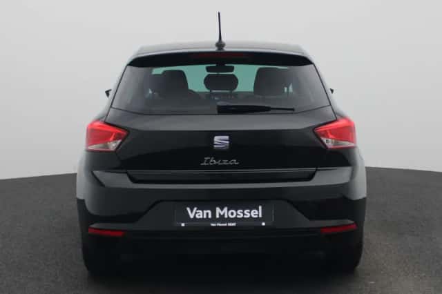 SEAT Ibiza (2023) thumbnail 5