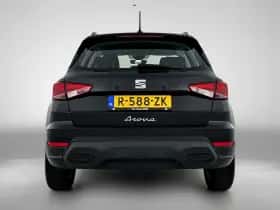 SEAT Arona (2022) thumbnail 3