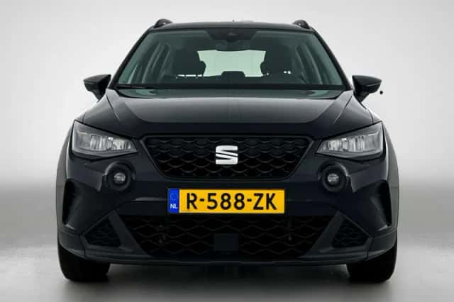 SEAT Arona (2022) thumbnail 5