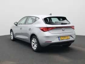 SEAT Leon (2022) thumbnail 2