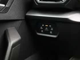 SEAT Leon (2022) thumbnail 19
