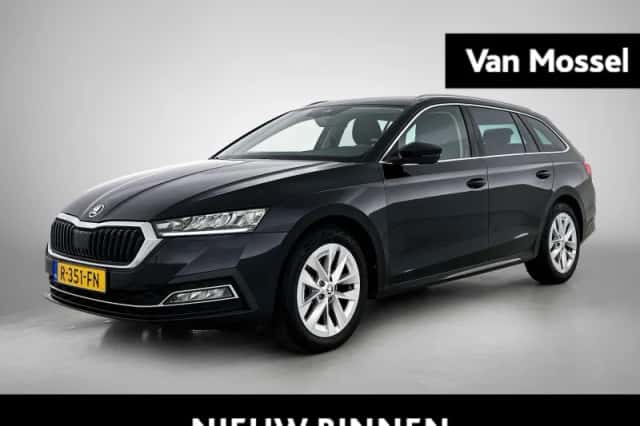 Škoda Octavia (2022) thumbnail 1
